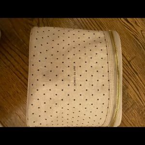 Kate spade is it out to lunch, lunch bag today